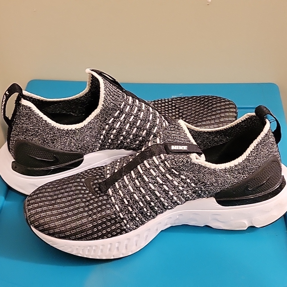 Nike React - image 1